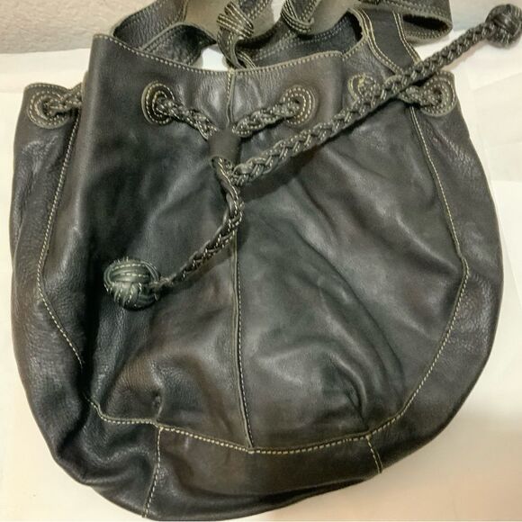 Fossil Black Leather Bucket Bag Braided Drawstring Shoulder Strap white stitches - Picture 9 of 16